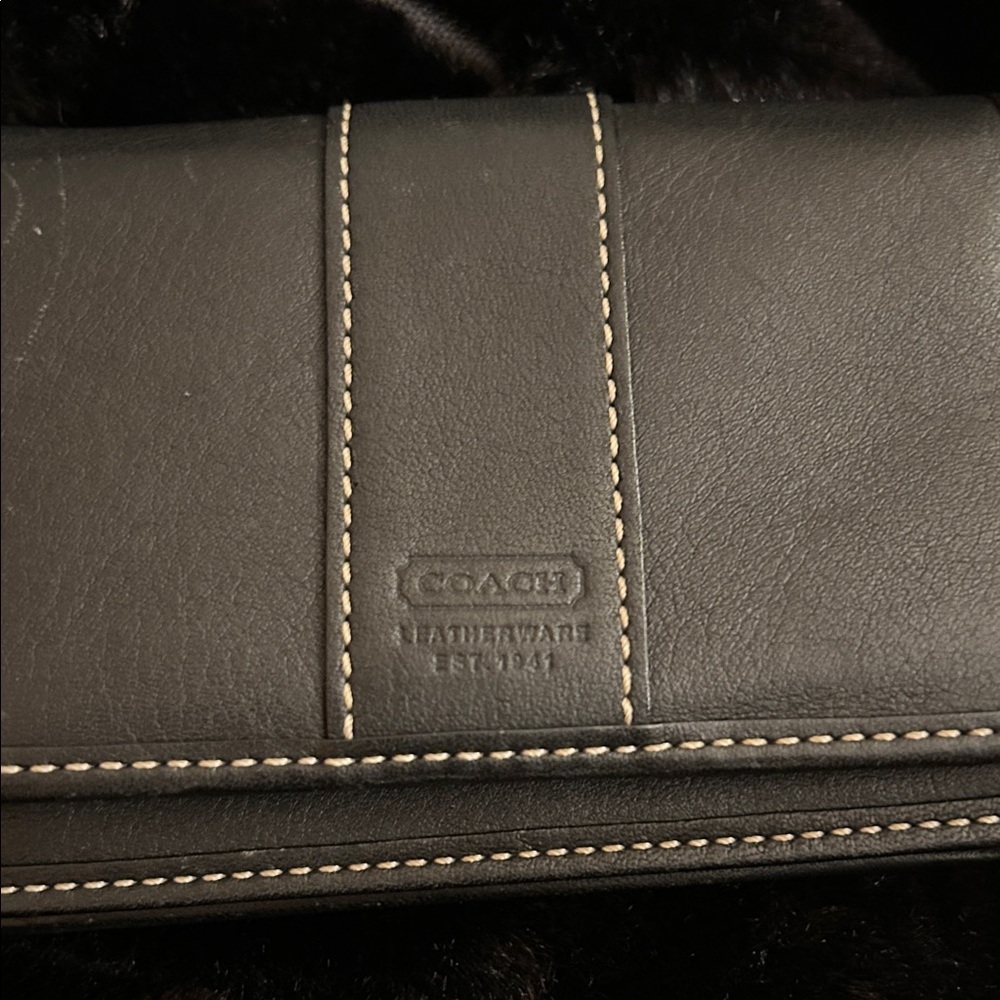 Coach Black Leather Wallet with Keychain - Picture 5 of 5